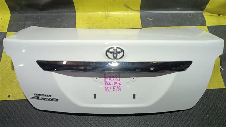 Крышка багажника Тойота Королла Аксио в Бугульме 103985