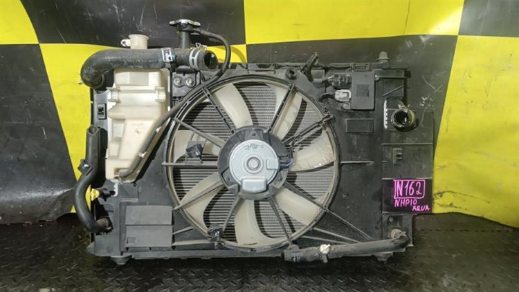 Радиатор основной Тойота Аква в Бугульме 116562