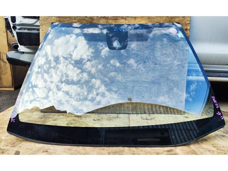 Лобовое стекло Тойота Королла в Бугульме 255796