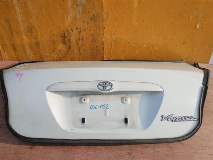 Крышка багажника Тойота Веросса в Бугульме 50775