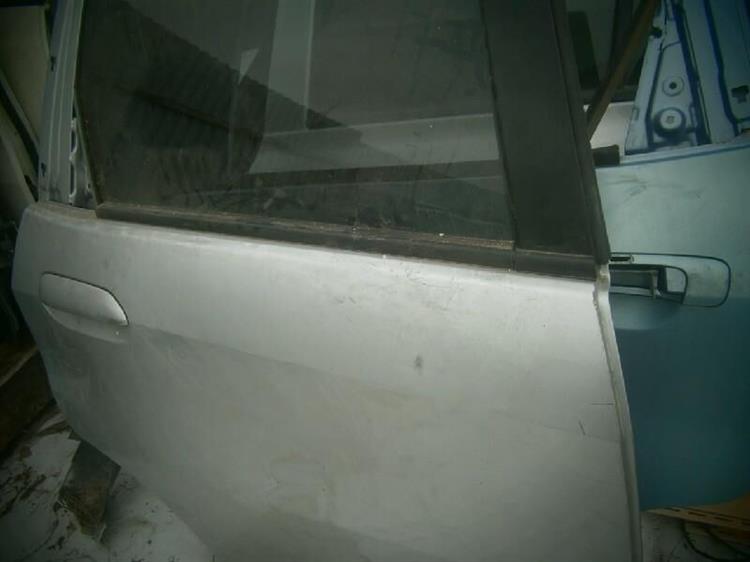 Дверь Хонда Фит в Бугульме 76335